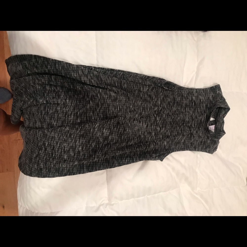 Flowy grey dress